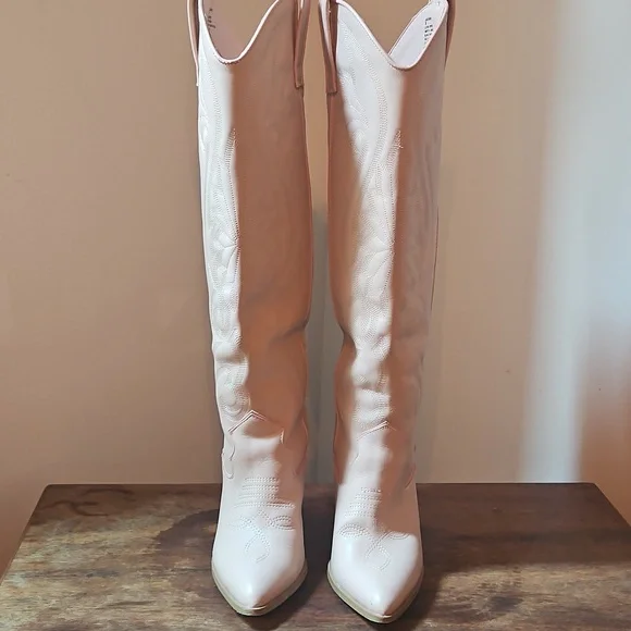 Steve Madden Baby Pink Heeled Cowboy Boots - Picture 2 of 12